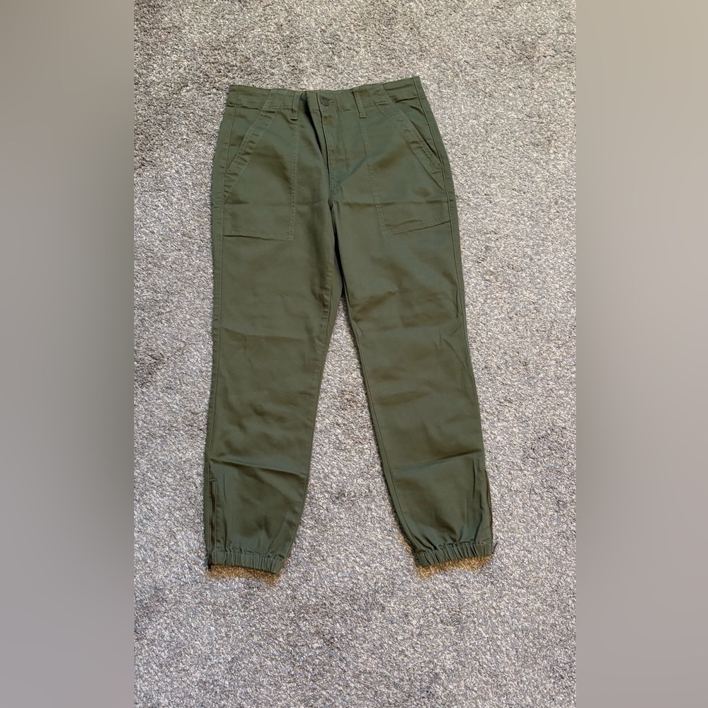 Cabi Compass Pant Sz 8 NWOT